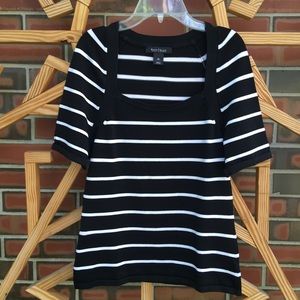 White House Black Market short sleeve top